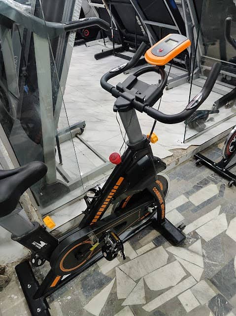 Treadmill Exercise And Gym Machine Fitness Equipment Deliver All pakis 4