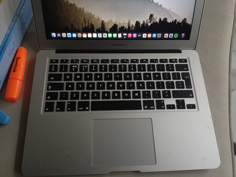 Macbook Air 13 inch 2017 1