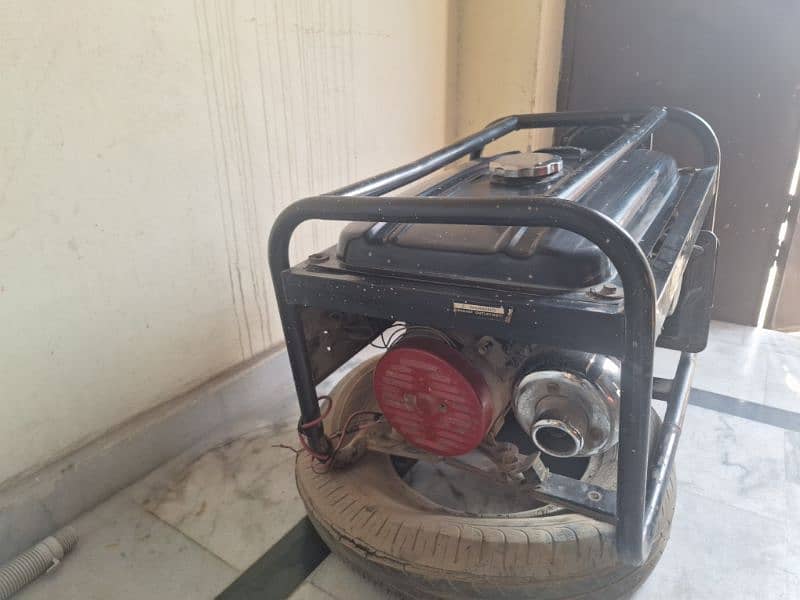 3KW Astra Korea Used Generator for sale 2