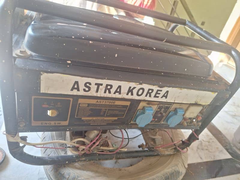 3KW Astra Korea Used Generator for sale 4