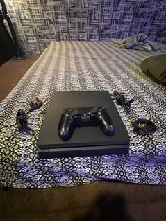 PS4