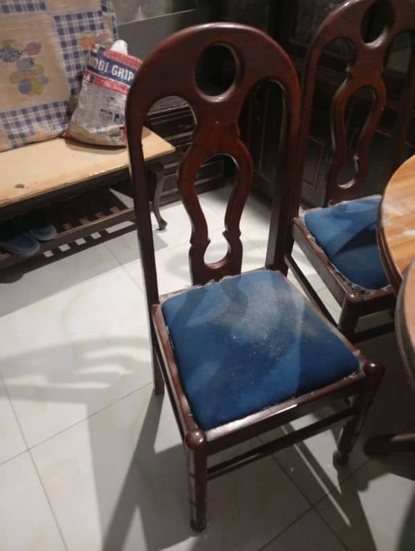 dining table with 6 chairs 1