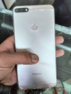 03064265074  honor 7c only mobile penal change hai exchange b hojay ga