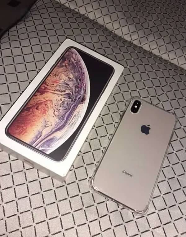 i phone Xs max 0