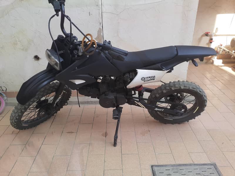 Dirt /trail bike no age yamaha brand 1