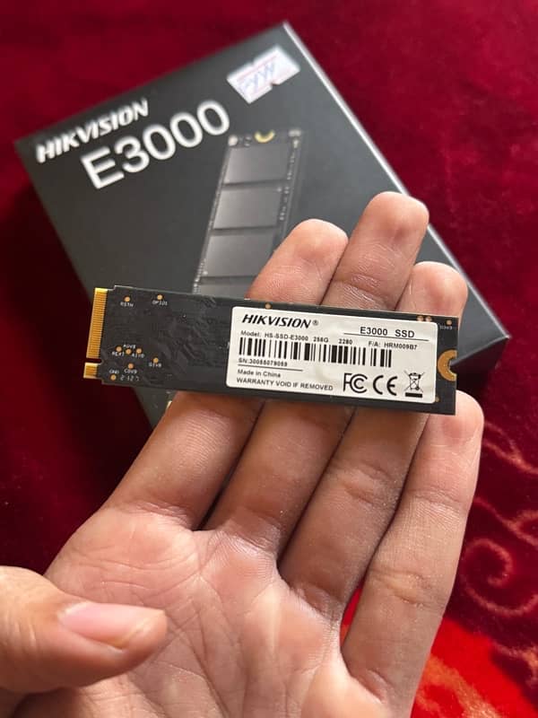 HIKIVISION 256 Gb NVme ssd storage 4