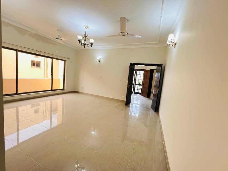 17 Marla Ideal Location Brigadier House Available For Rent In Askari 10 Sector-F Lahore Cantt 19