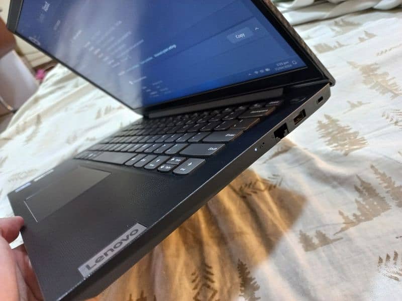 Lenovo Core i5 12th Gen Laptop (Like New) 12