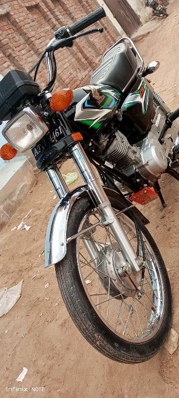 Honda CG125 all Punjab number 11