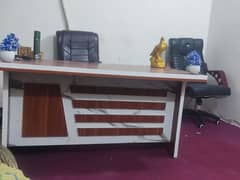 2 office main chair and table only 1 month use