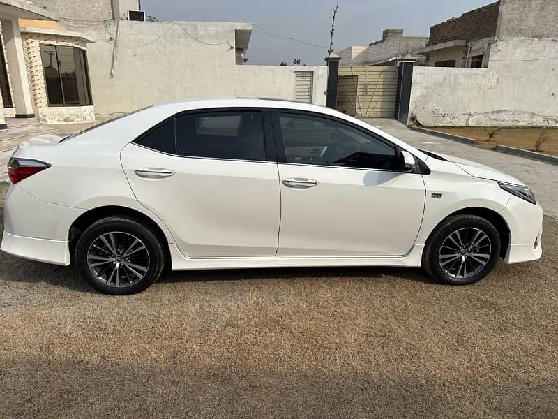 Toyota Corolla Altis 2022 6