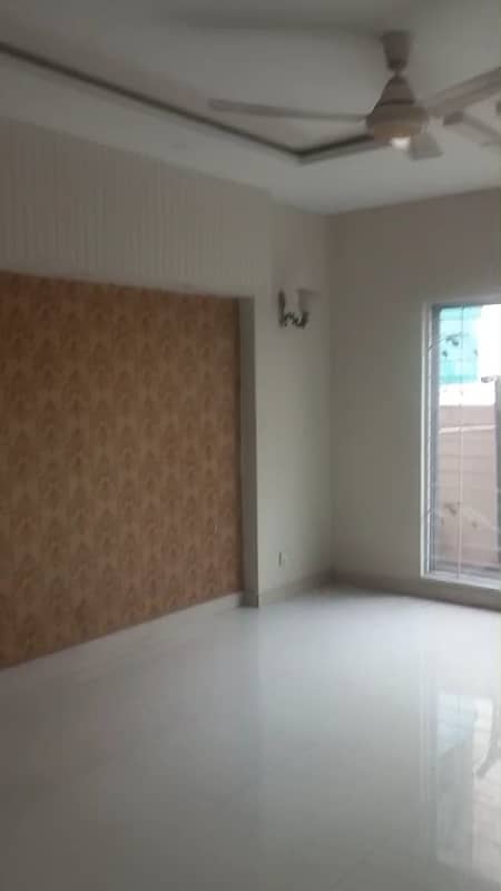 10 Marla House For Sale In Paragon City Lahore 12