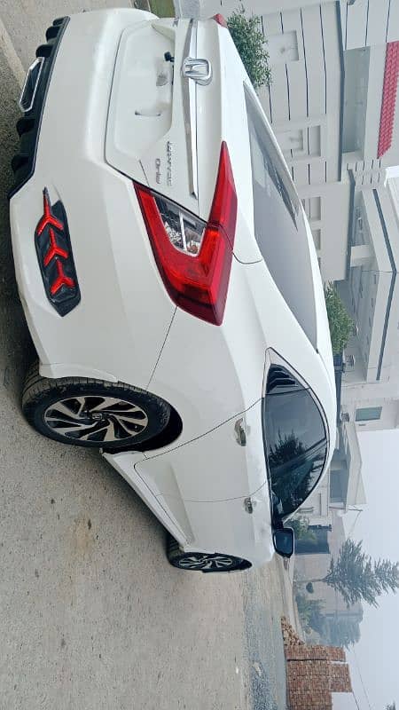 Honda Civic Oriel 2016 4