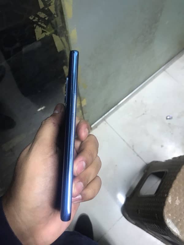 one plus 9   12 256 gb 4