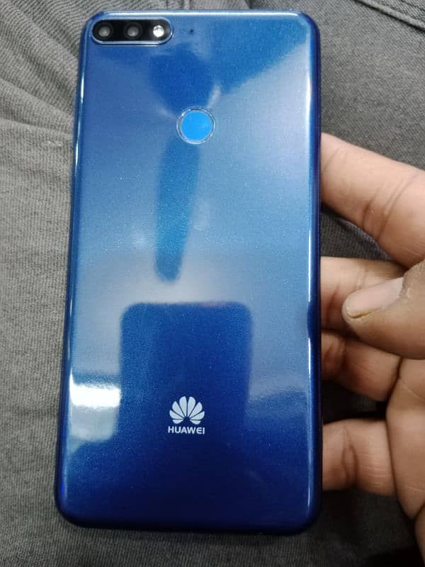 HUAWEI Y7 PRIME FOR SALE 3GB 32GB PTA APPROVED 4