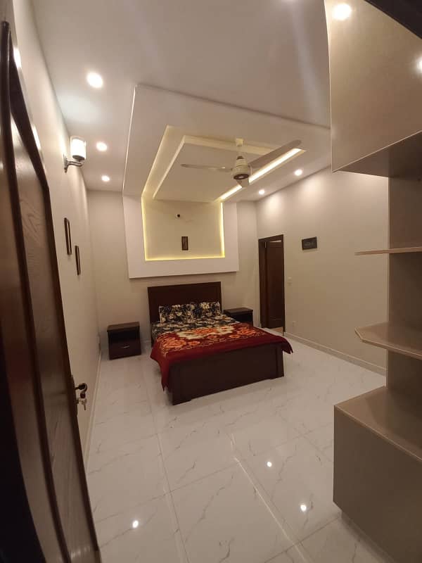 7 marala upper portion fully furnished avilable for rent 6