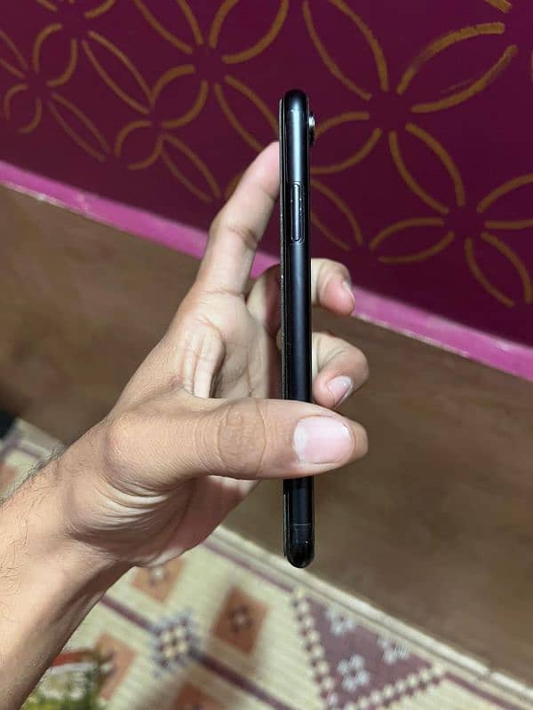 iphone XR 27500 non pta 2