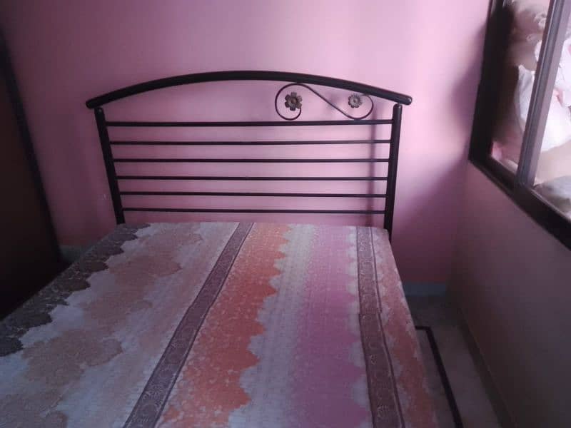 Iron King Bed 2