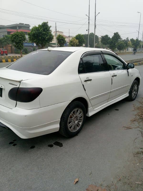 Toyota Corolla 2.0 D 2004 7