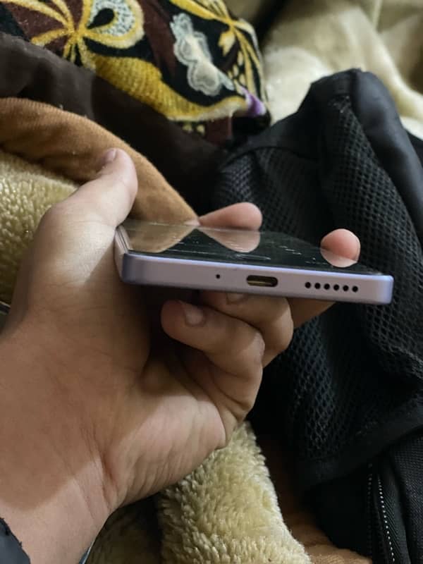 redmi Note 13 Pro 4