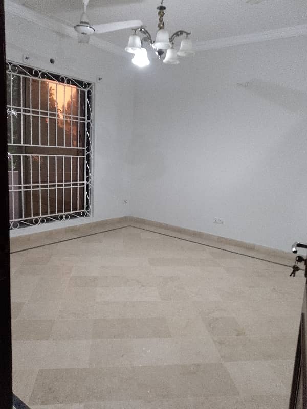 Beautiful brand new Ground +Basement Portion For Rent 5Bedroom With 5 Attached Bathroom Drawing Dining 8