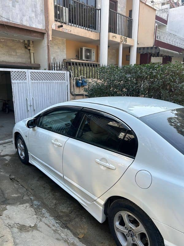 Honda Civic VTi 2011 18