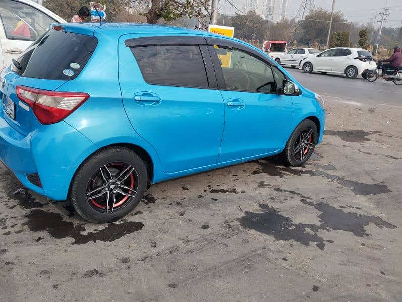 Toyota Vitz 2017 1