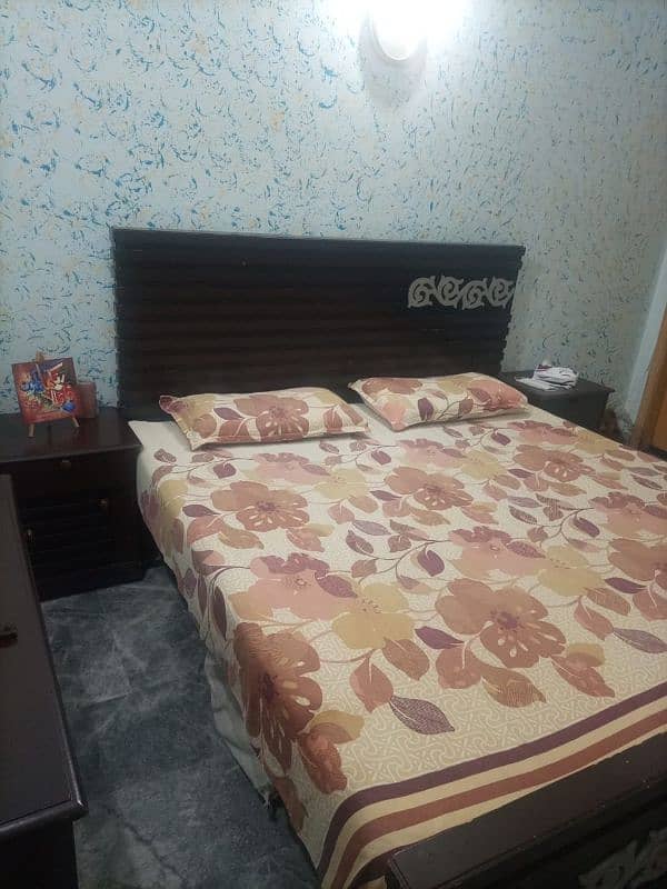 king size bed with dressing & side tables, without mattress 5