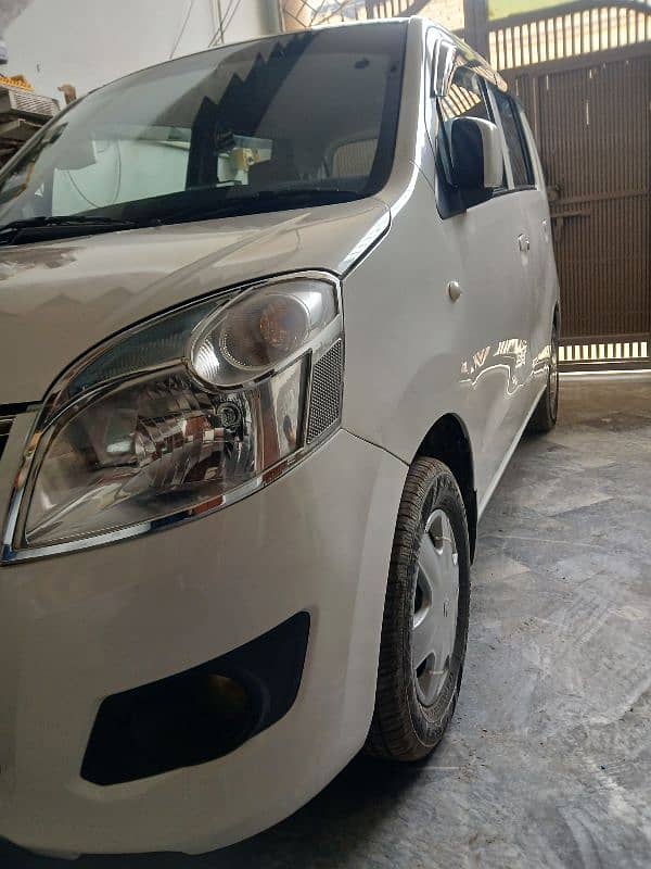 Suzuki Wagon R 2017 1