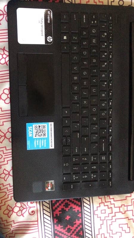 Hp 15.6inch 8gb ram 256gb ssd. like new 2