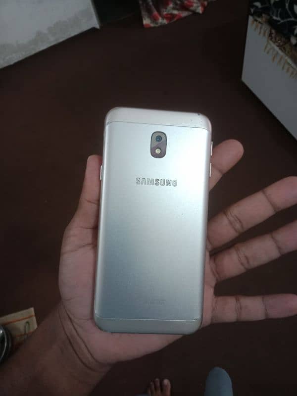 Samsung Galaxy J3 2