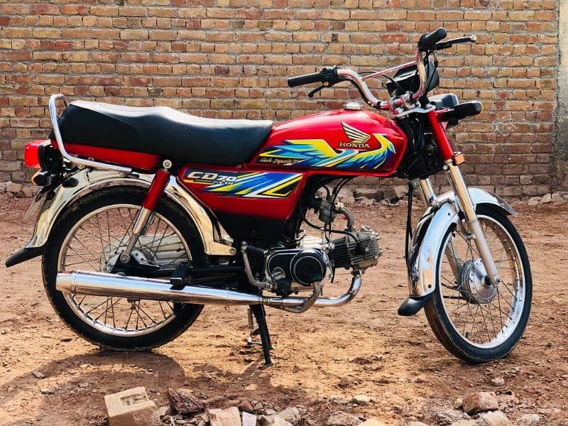 Honda CD 70 2021 3