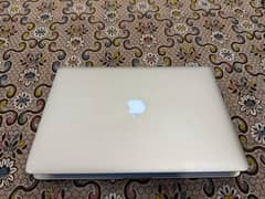 Apple Macbook Pro 2015 mid 15.4 i7 16 GB/256 GB