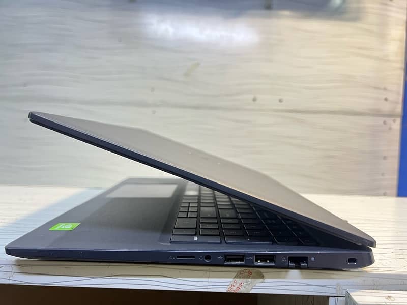 Dell Latitude 3510 Core i7-10th Gen with Graphic Card 3