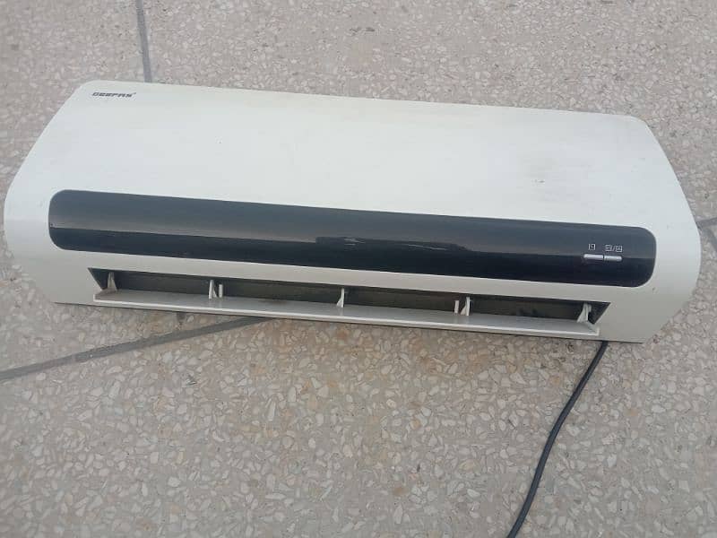 electronic heater good condition with remote 0