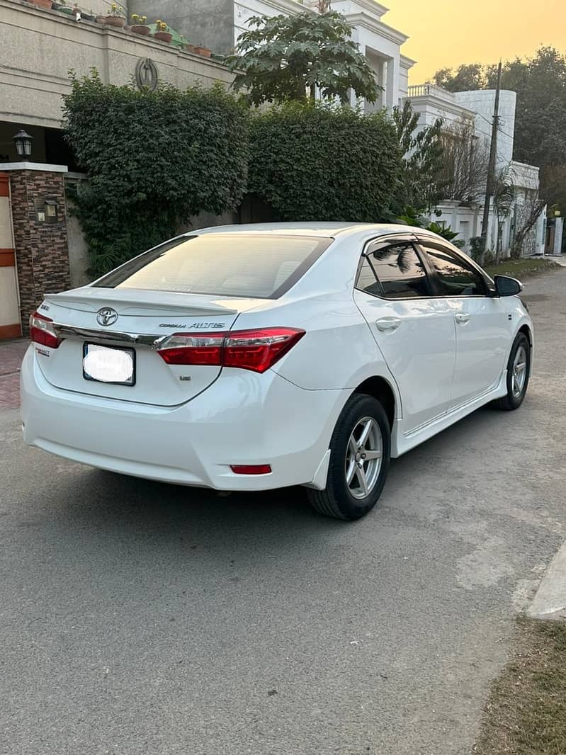 Toyota Corolla Altis Model 2016(Automatic) 2