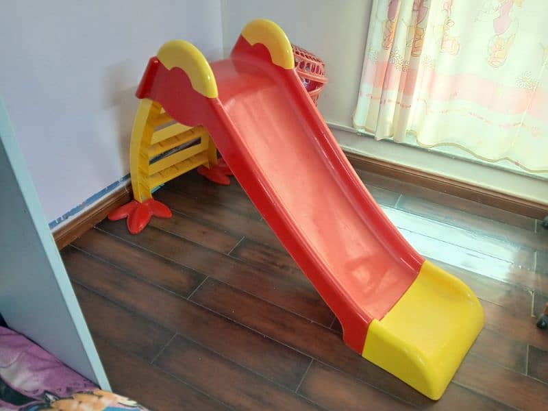 Baby Slide 0