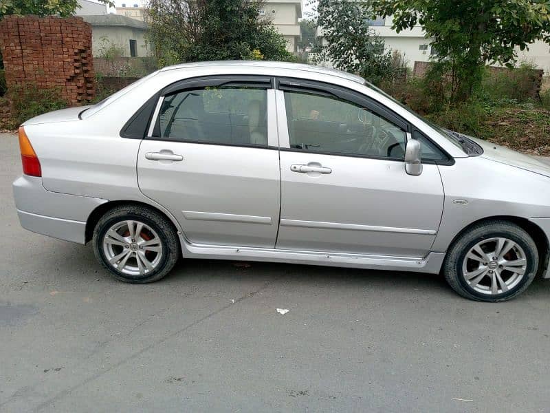 Suzuki Liana 2006 6