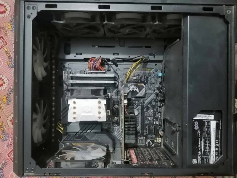 Selling AMD Ryzen 5 5600x 11