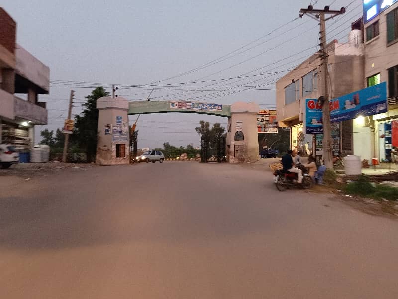 Buying A Main Double Road Commercial Plot In Elite Town - Block B Lahore? 5