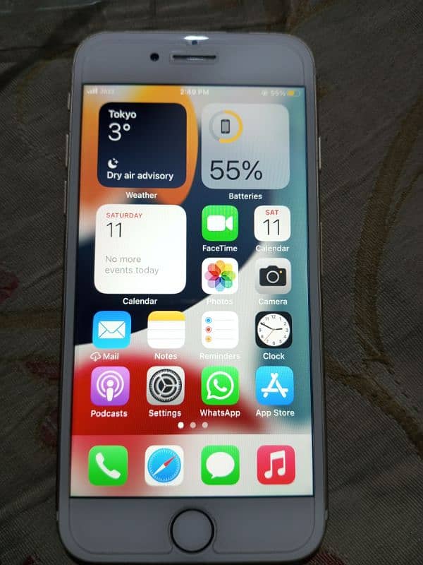 iPhone 7 128 GB PTA approved 10 by 10 condition all okay 19