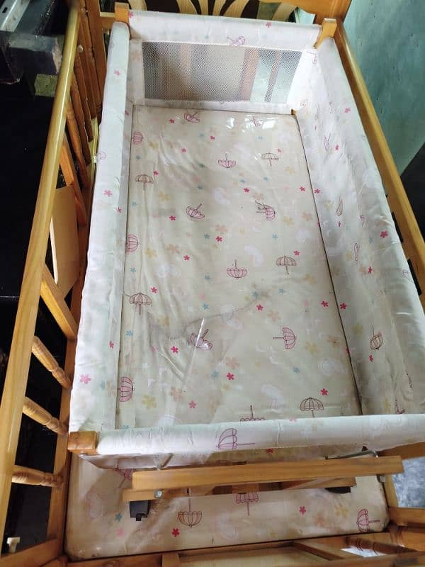 2 in 1 baby Cot beautiful wooden Cot 0