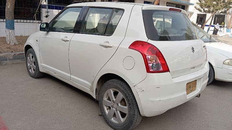 Suzuki Swift 2011 3