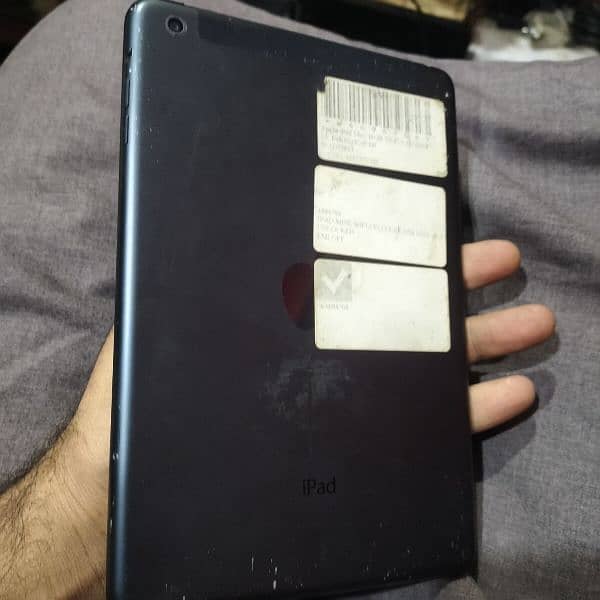 Apple ipad A1455 0