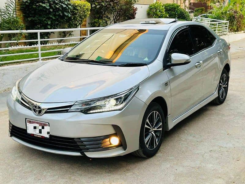 Toyota Altis Grande 2017 0