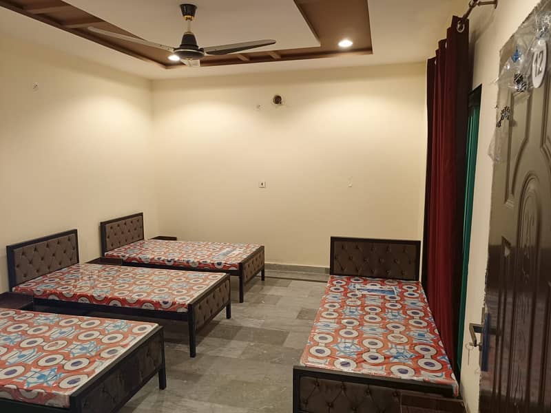 Premier Inn Girls Hostel Near UCP University & Shokat Khanam 15