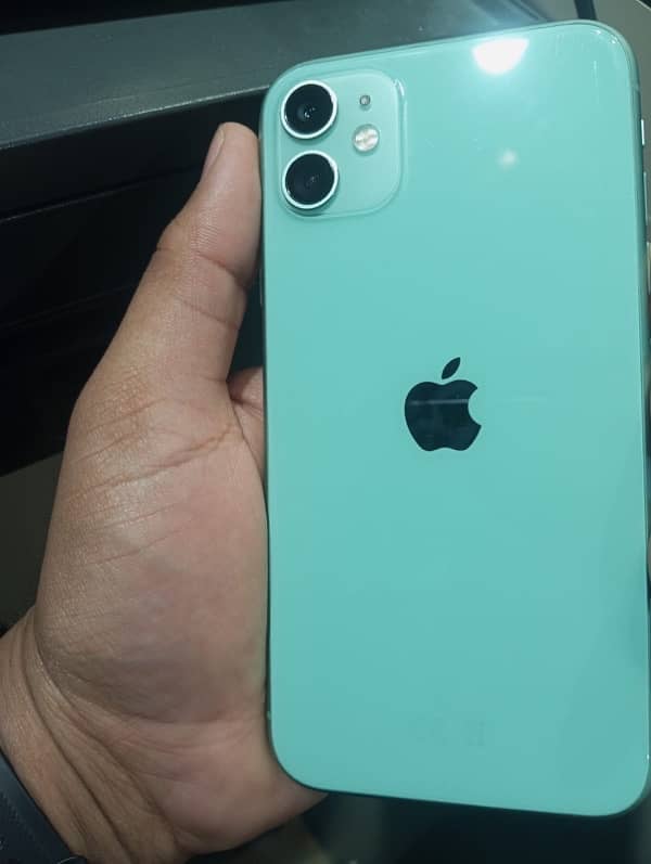 home used phone iphone 11 128 gb green colour non pta 2