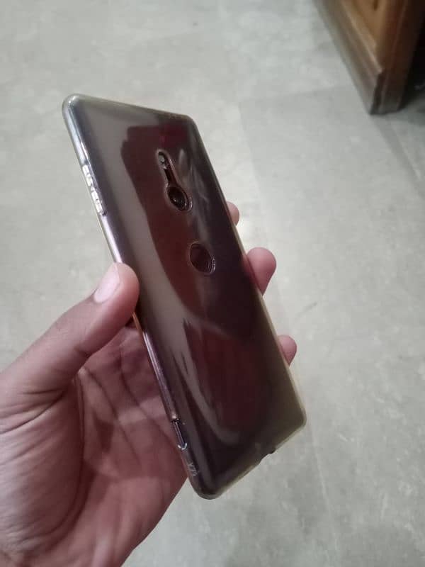 [Read Ad] Sony Xperia XZ3 with Charger Cover 4/64GB 4G Gaming Phone 4