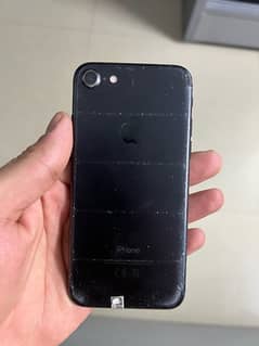 Iphone 7 32GB PTA APPROVED (read ad)