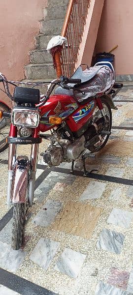 Honda CD 70 UNREGISTERED like new 9